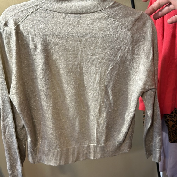 Calvin Klein top - Picture 2 of 3